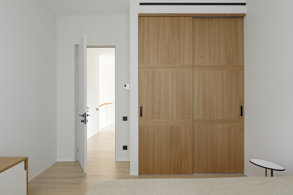 Строительство и внутренняя отделка частного дома в современном стиле