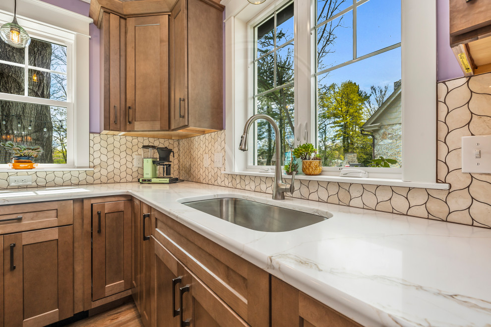 Molten Glass Kitchen