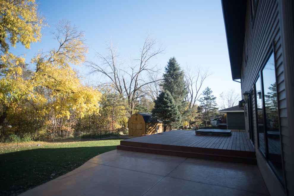 Deck - mid-sized craftsman backyard deck idea
