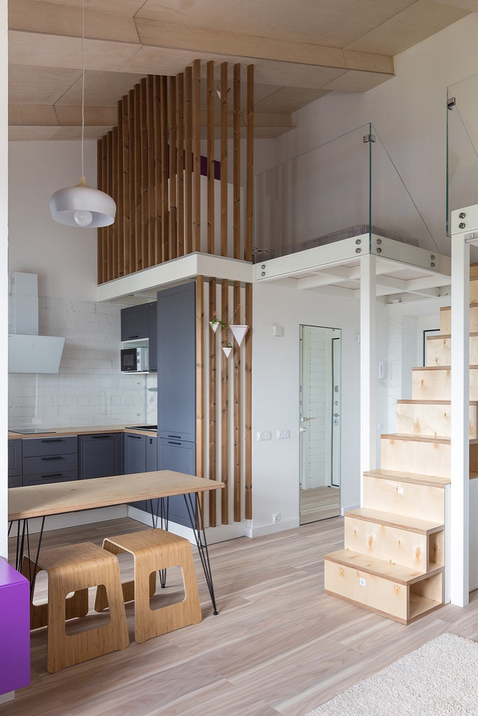 Вид из гостиной на кухню