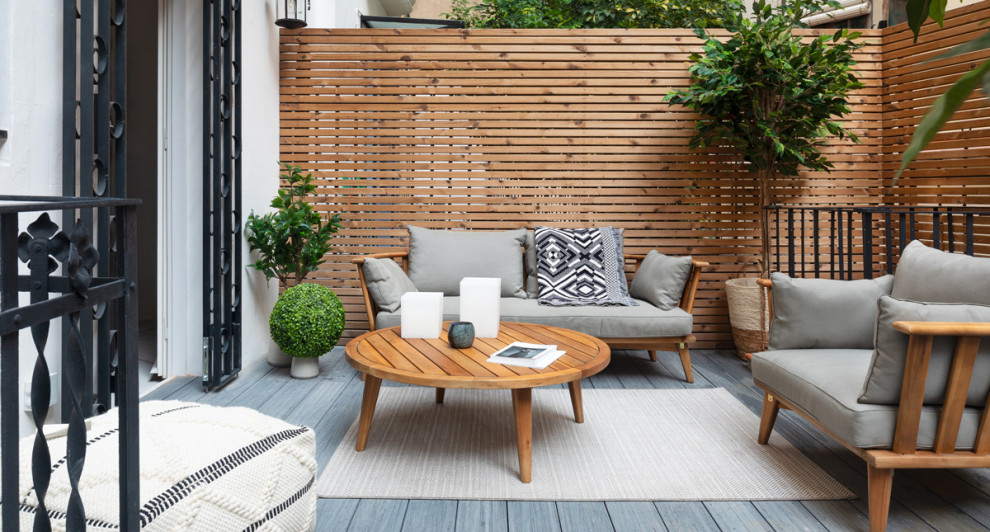 Foto de terraza tradicional renovada de tamaño medio