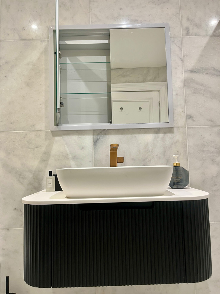 Mayfair Marble Ensuite Bathroom