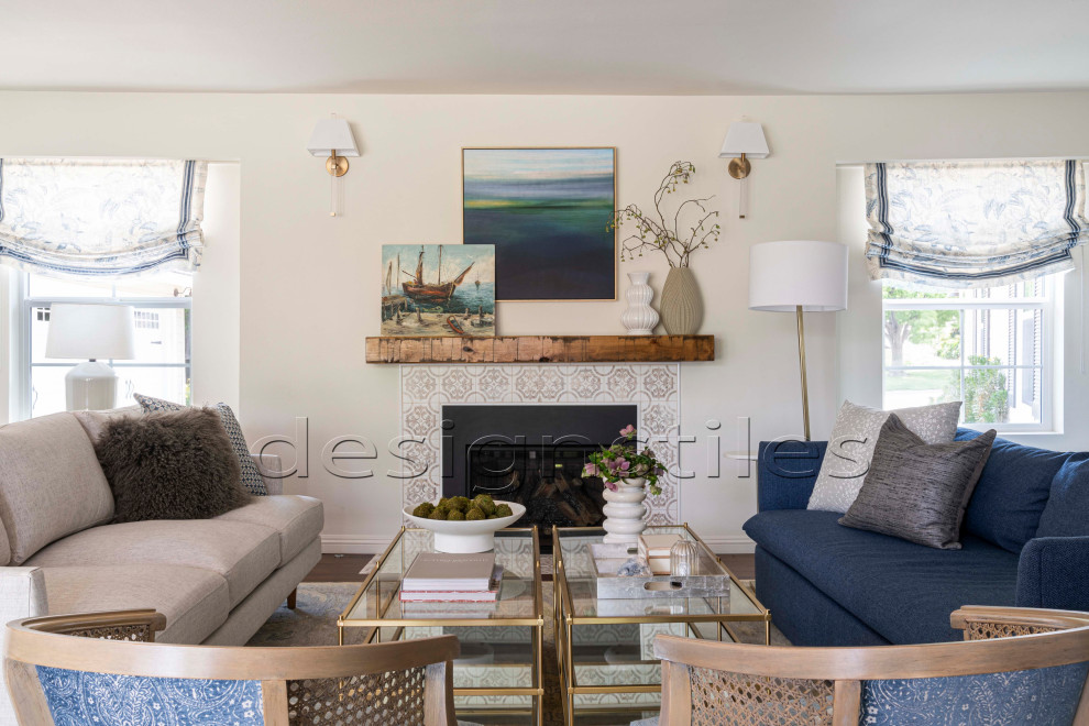 Home design - transitional home design idea in Los Angeles