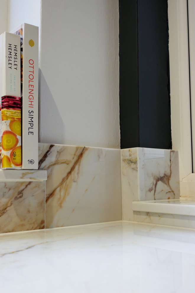 The Bilton Kitchen - Gola - RRP £25,000 - Luxe Price £20,500