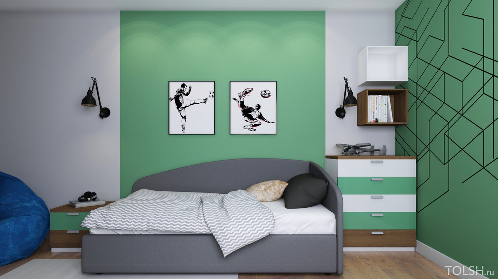 С зелёным акцентом