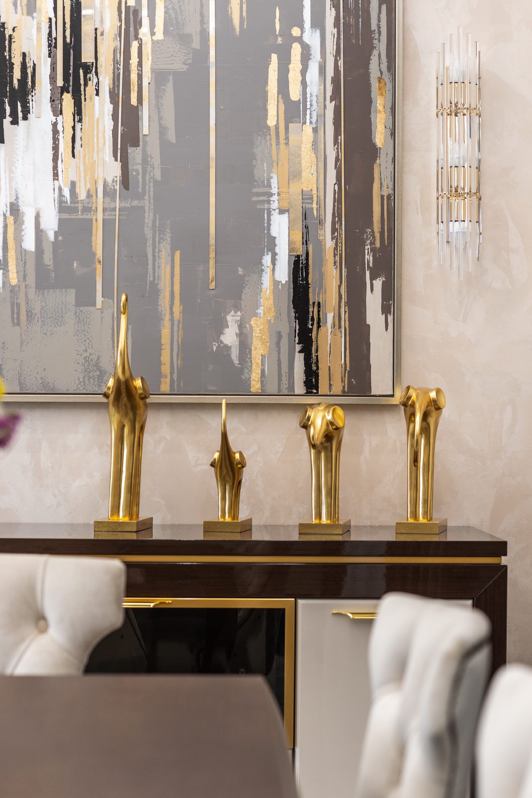 Дом с бассейном