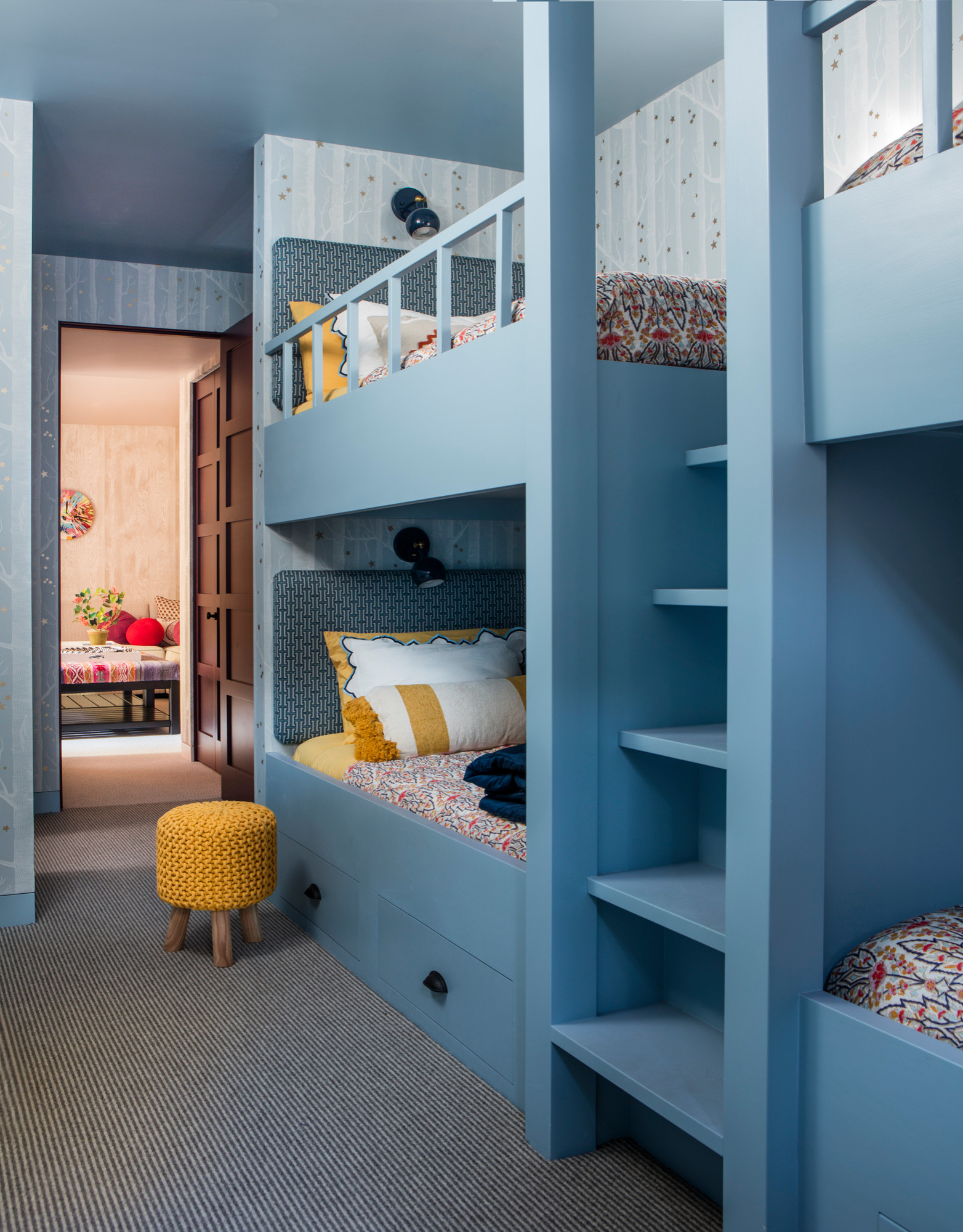 5 Stylish New Bedrooms With Built-In Bunk Beds, image size:1564x2000