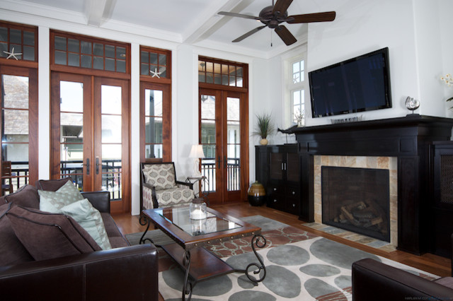 This is an example of a modern living room in Atlanta.