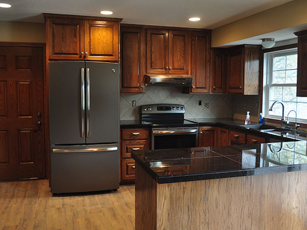 Kitchen Minneapolis by Country & Construction