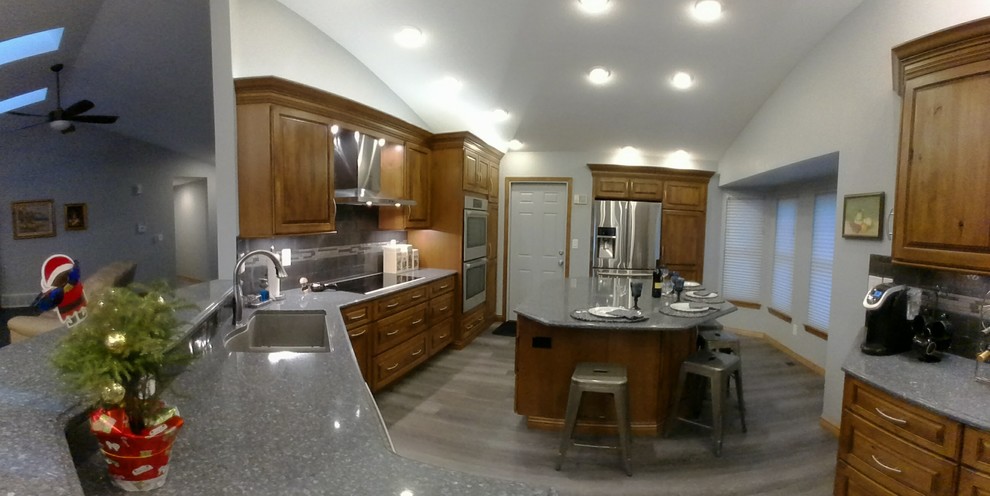 Kitchen - rustic kitchen idea
