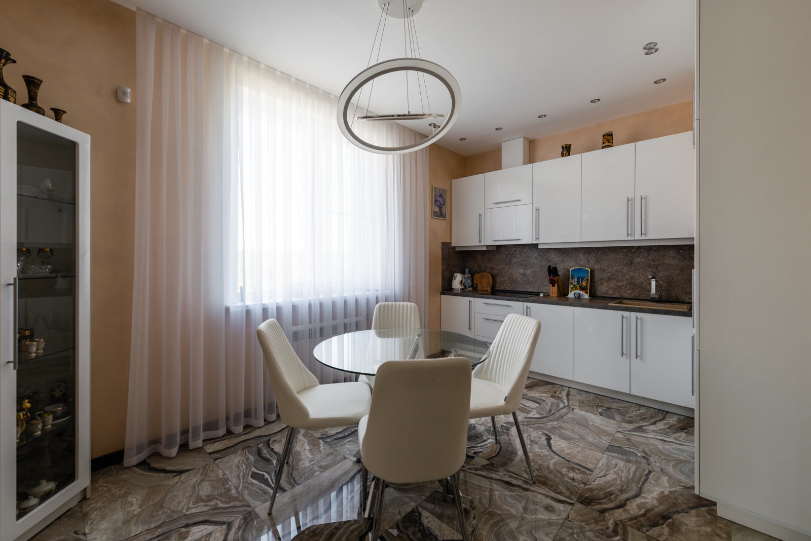 Реализованный интерьер ЖК "Каравелла"