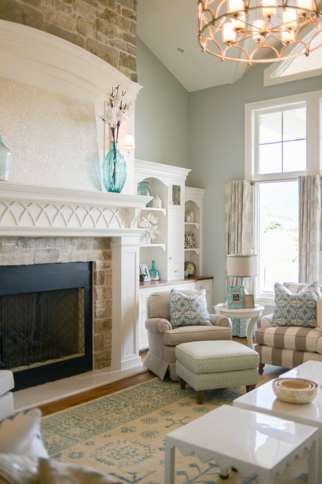 Inspiration for an arts and crafts family room in Salt Lake City.
