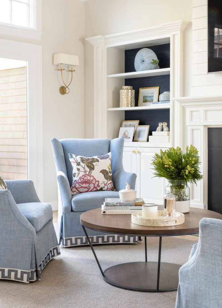 Example of a transitional home design design in Boston