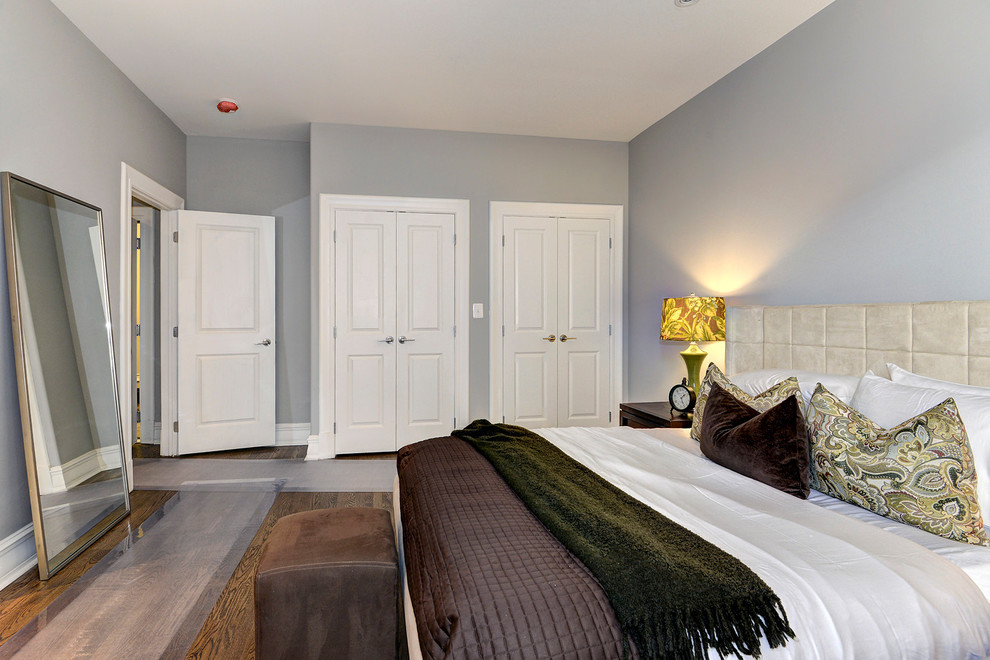 Bedroom - transitional bedroom idea in DC Metro