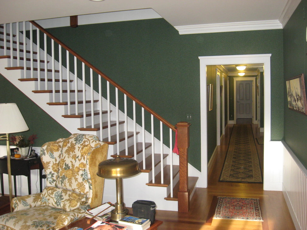 Inspiration for a traditional staircase in Burlington.