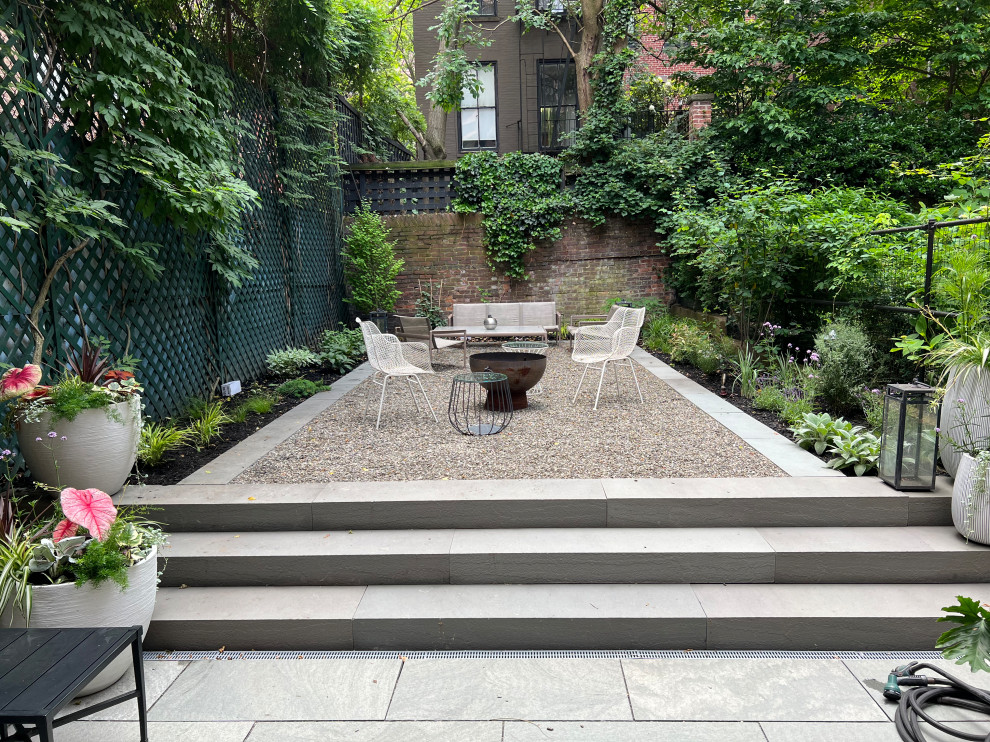 Manhattan UWS Brownstone romantic garden