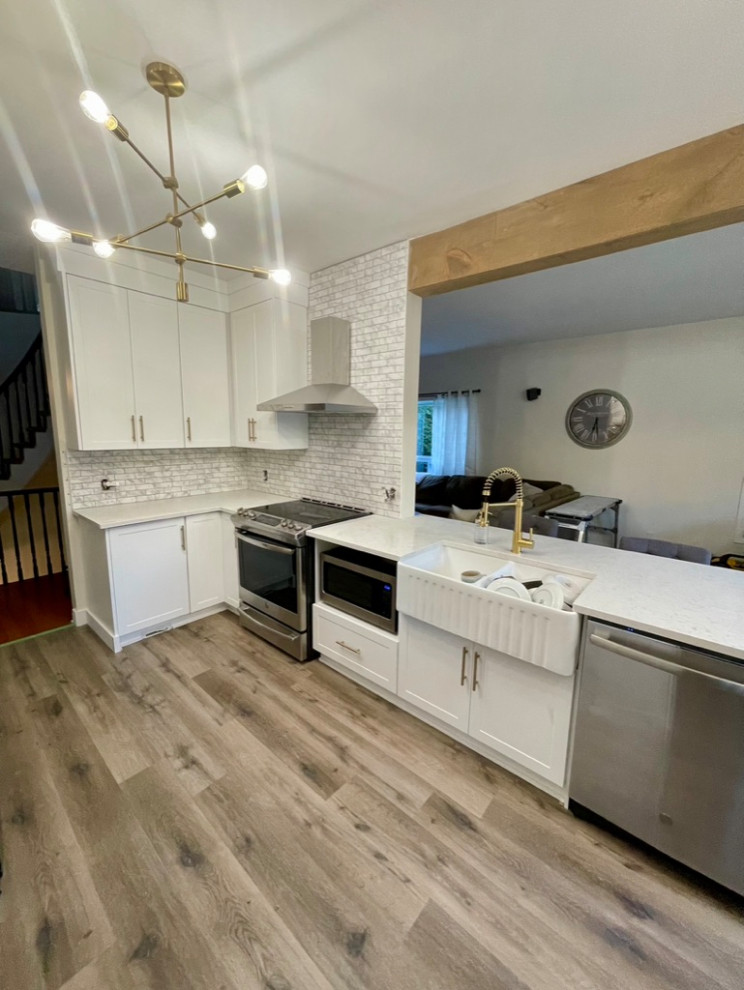 Kitchen - kitchen idea in Toronto