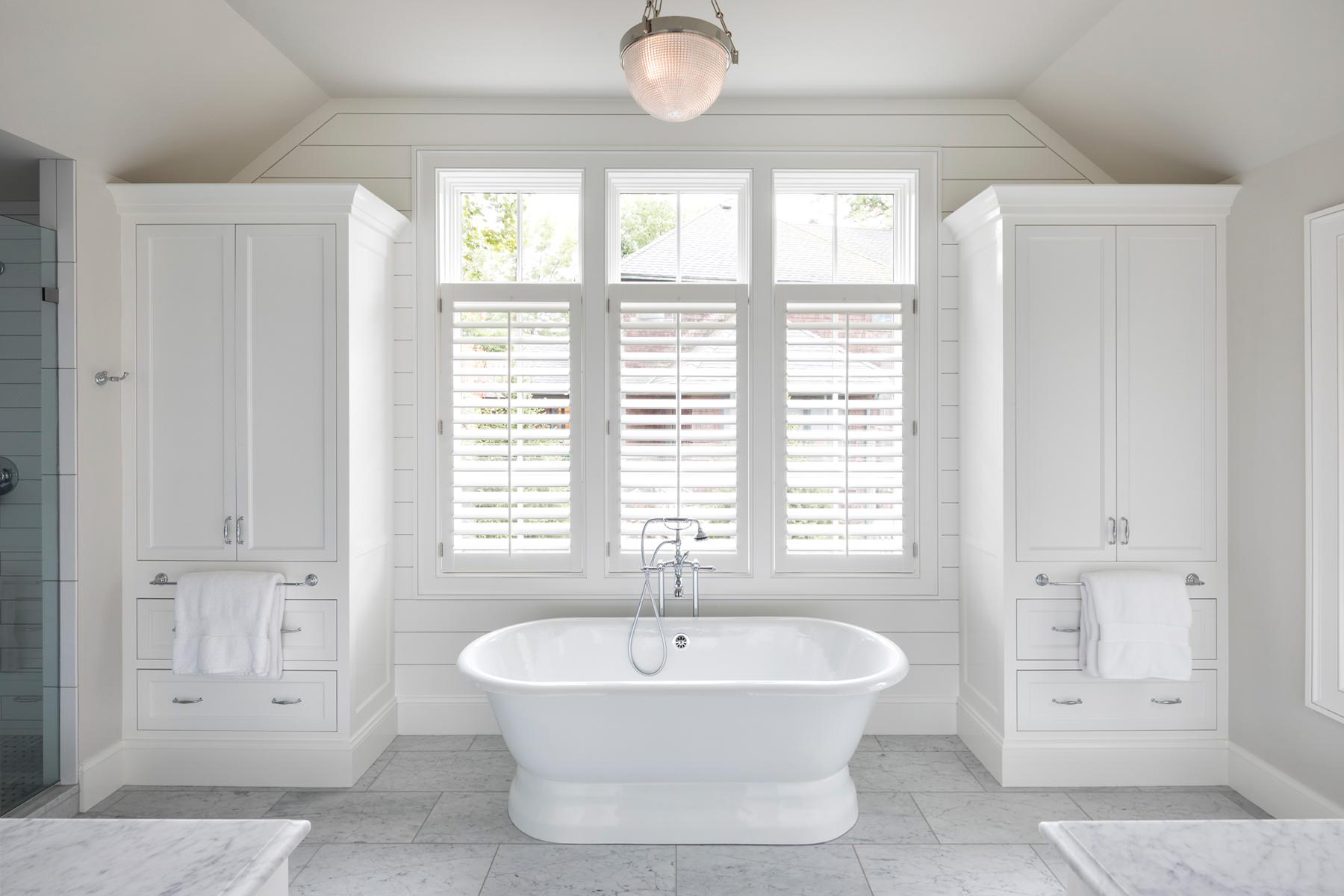 75 Coastal Bathroom Ideas You'll Love - December, 2025 | Houzz, image size:1800x1200