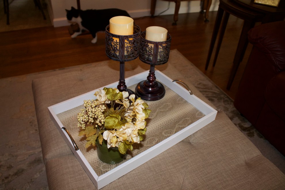 Inspiration for a transitional home design remodel in Atlanta