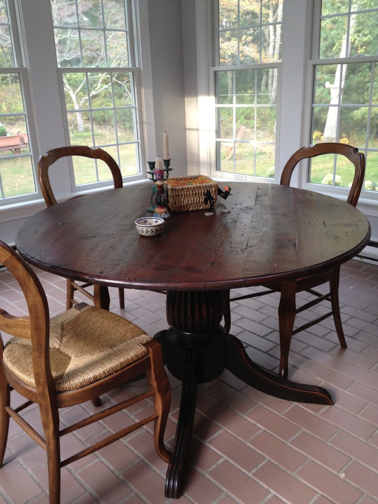 Very rustic Round Breakfast Table - Rustic - Kitchen ...