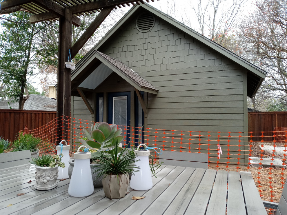 Central Austin Home Office/Workshop