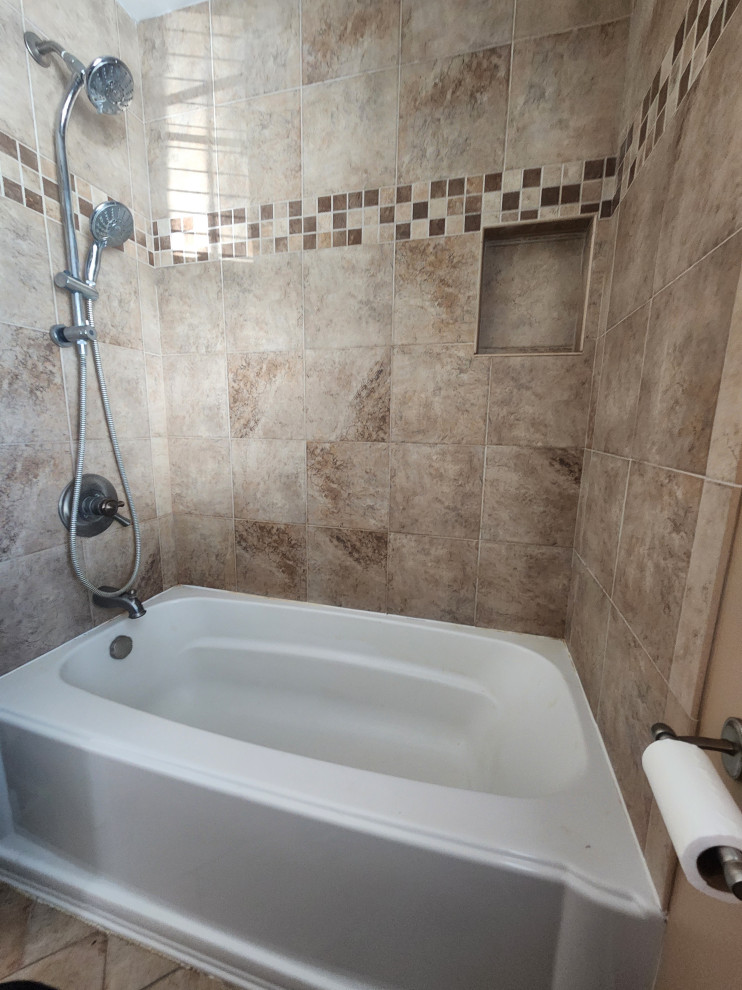 Hillsdale - 1934 Main Bathroom Renovation