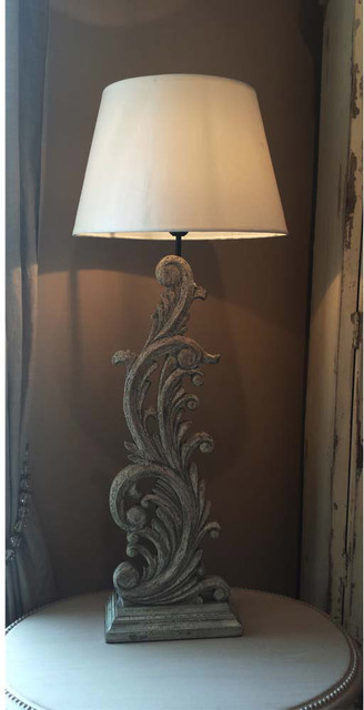 Acanthus Table Lamp