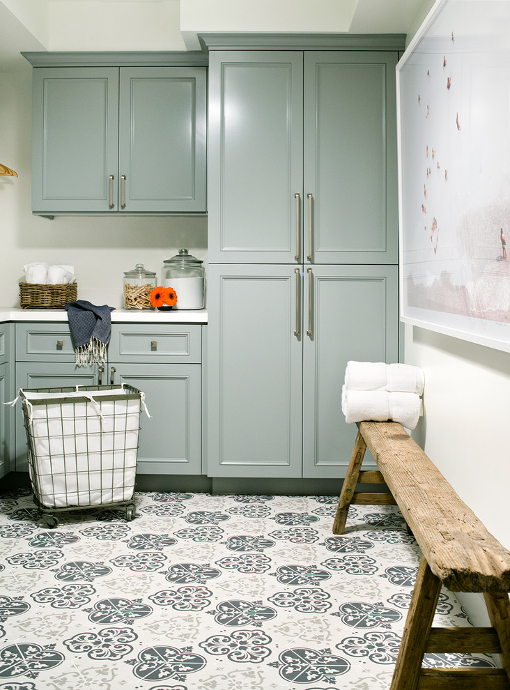 Design ideas for a beach style laundry room in Los Angeles.