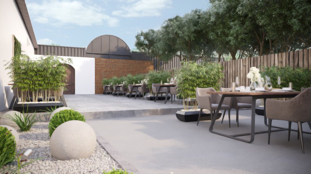 Благоустройство летней террасы бара.