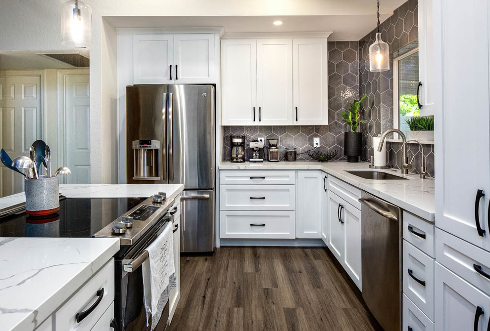 Inspiration for a transitional kitchen remodel in Phoenix