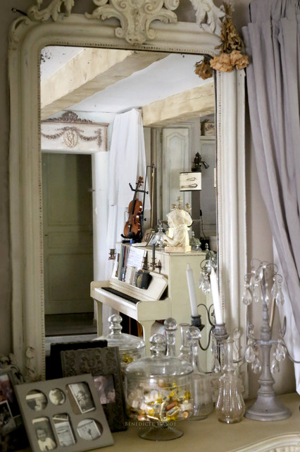 Decoration Romantique Et Shabby Chic My Little Home In France Shabby Chic Style Wohnzimmer Marseille Von Le Grenier D Alice