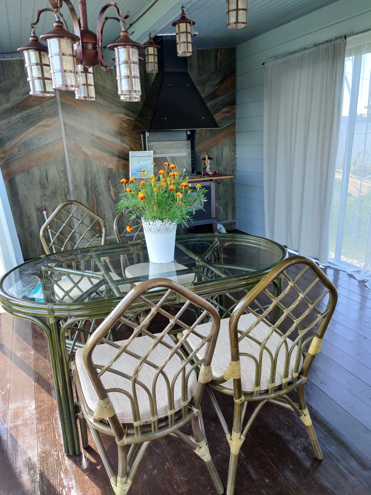 Летняя кухня (терраса) | Отделка стен панелями Граффито