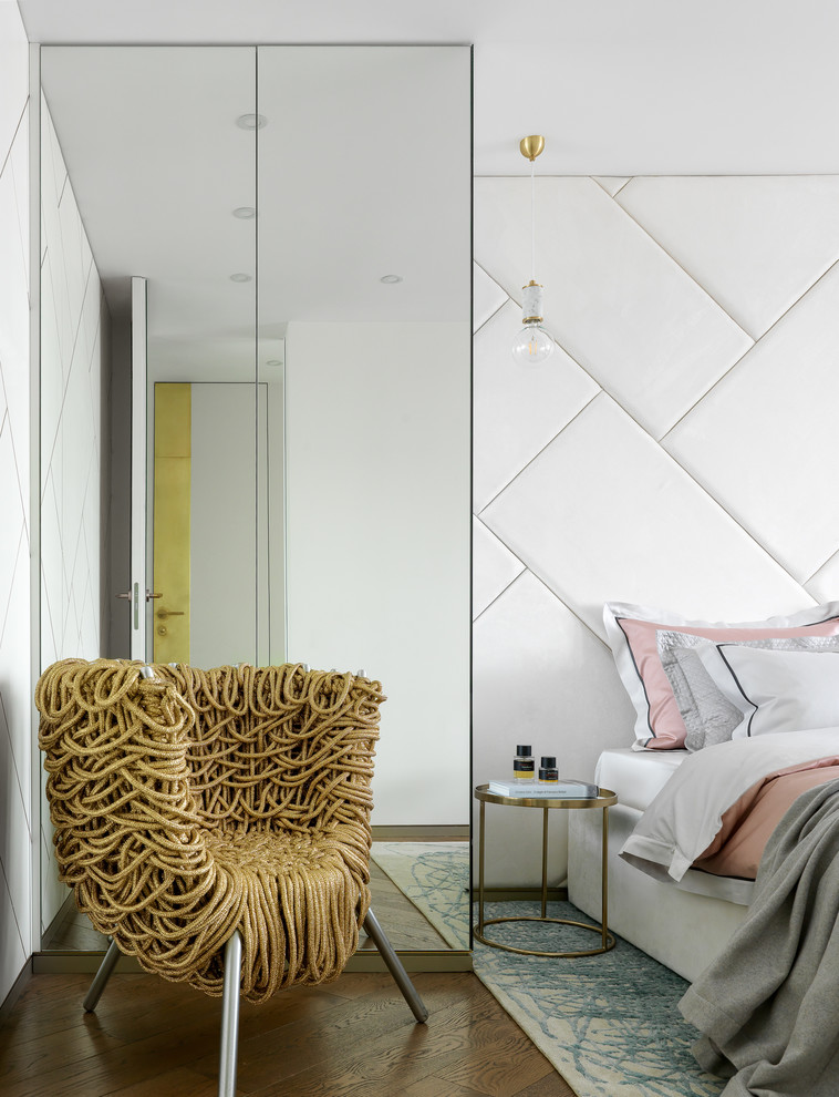 Зеркальная квартира