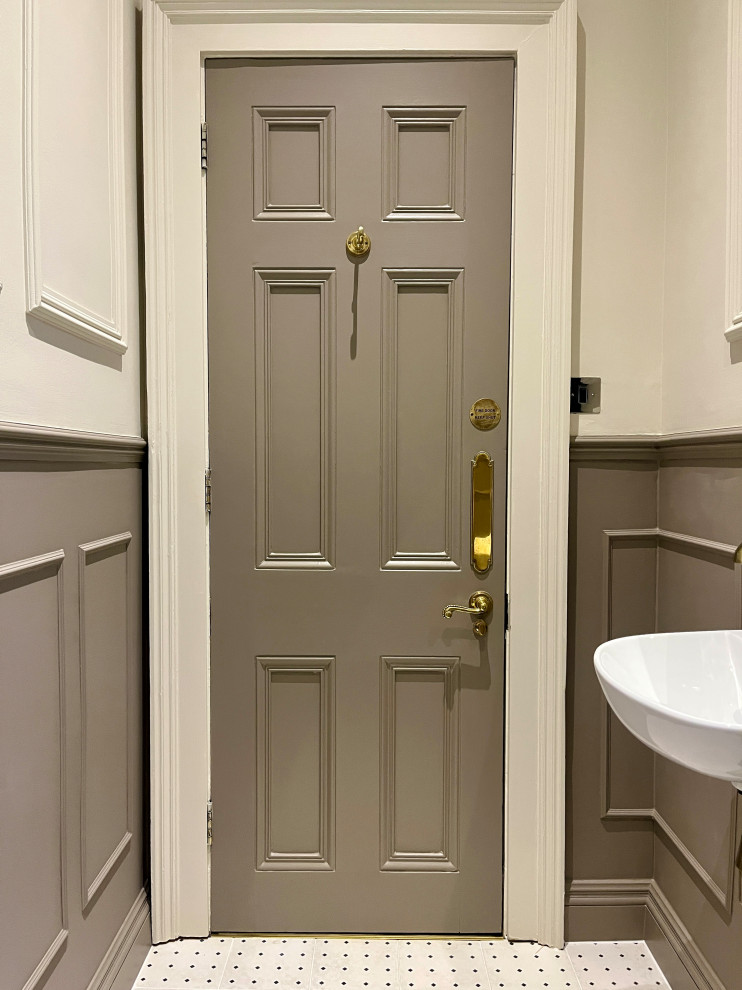 BVI London Office, Mayfair W1K - Ladies & Gents Toilets