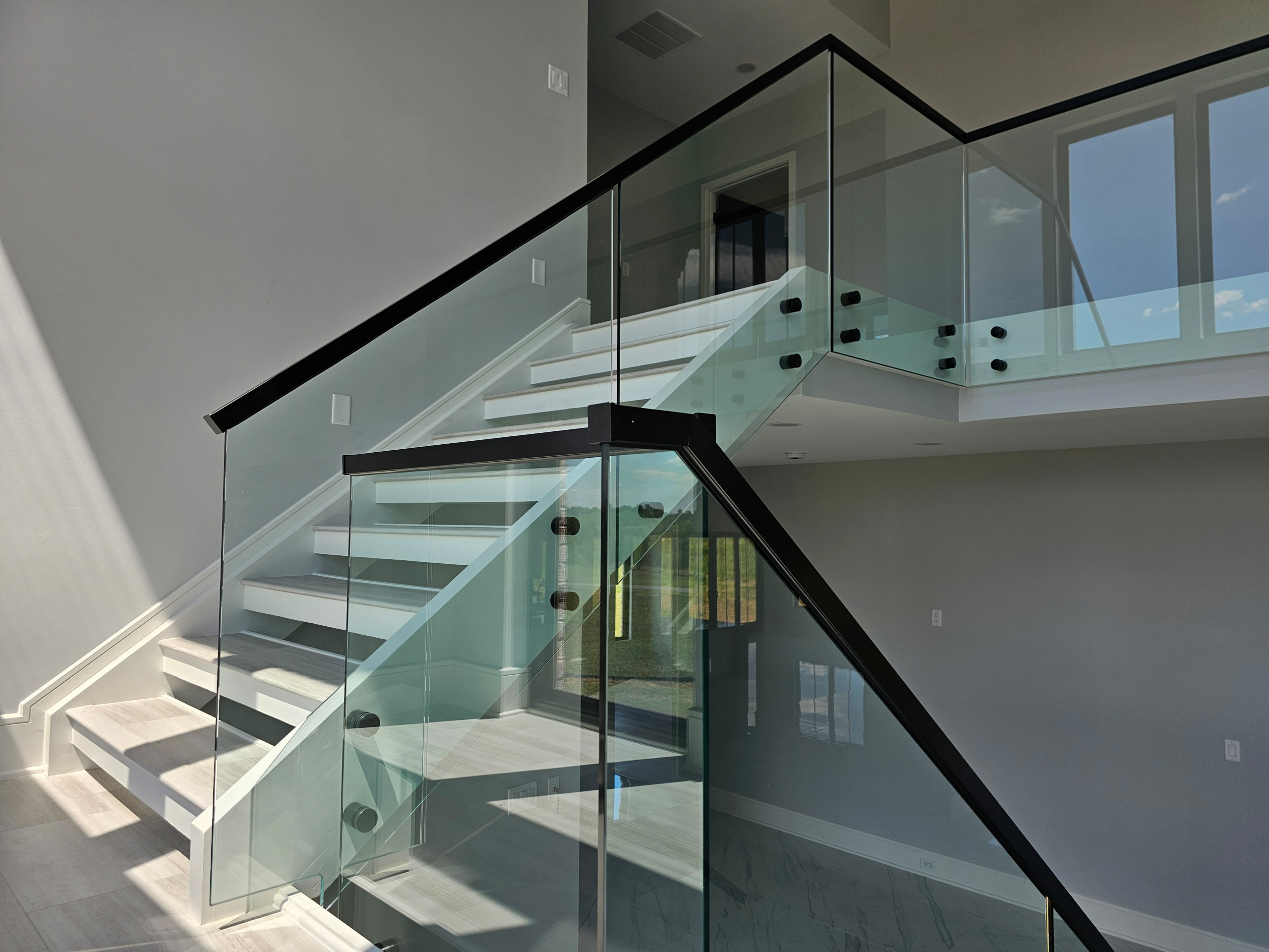 125_Modern Open Rise Stair with Glass Balustrade, Aldie, VA 20105