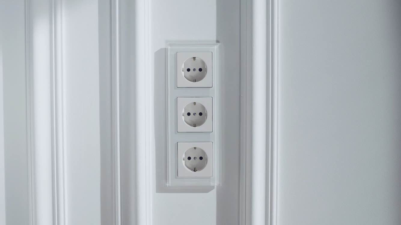 "Вспомним о балах"