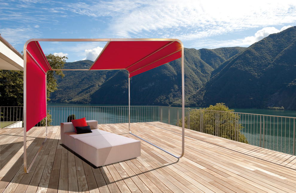 Inspiration for a contemporary deck in Frankfurt.