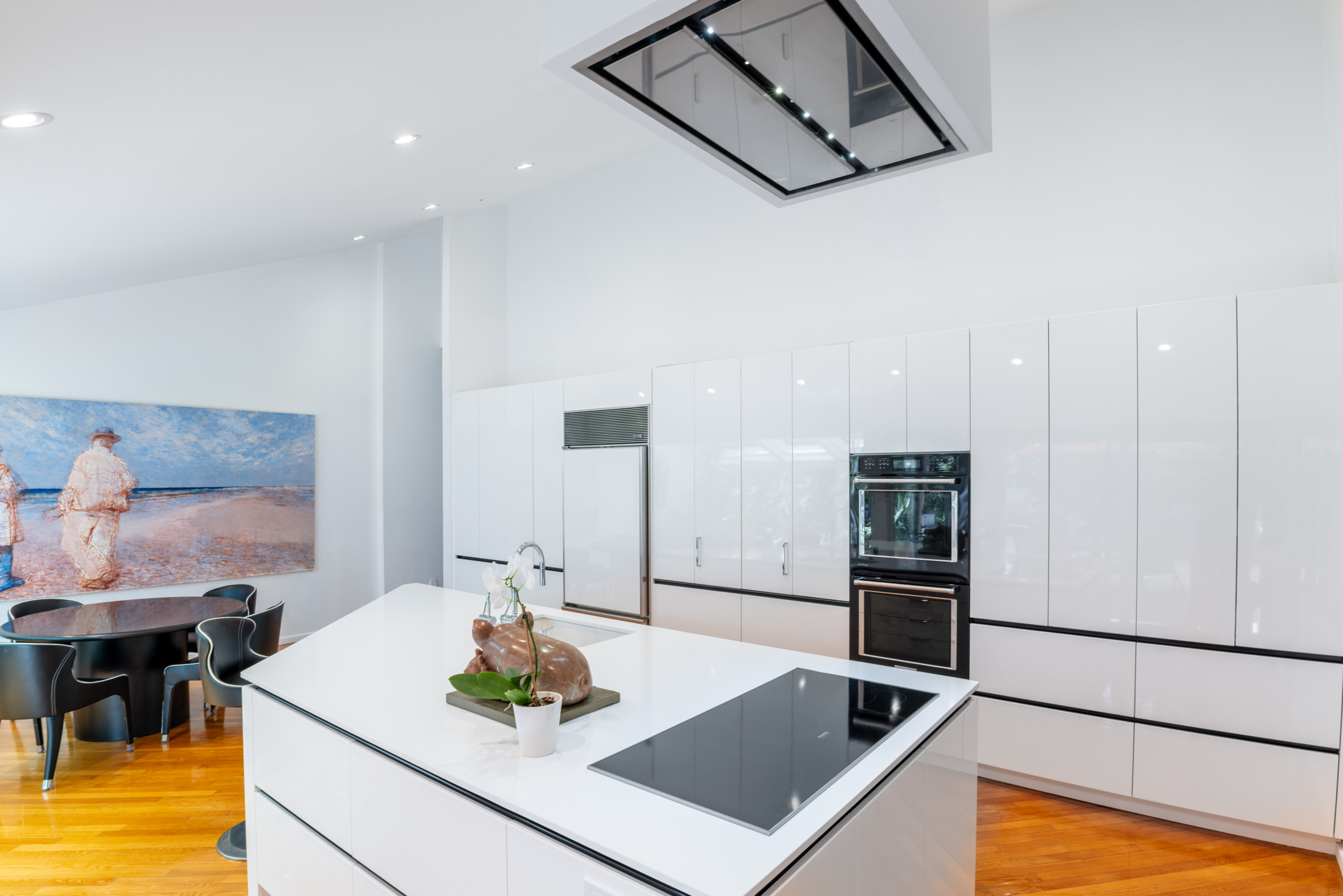 Contemporary Private Home with Extensive Art Collection