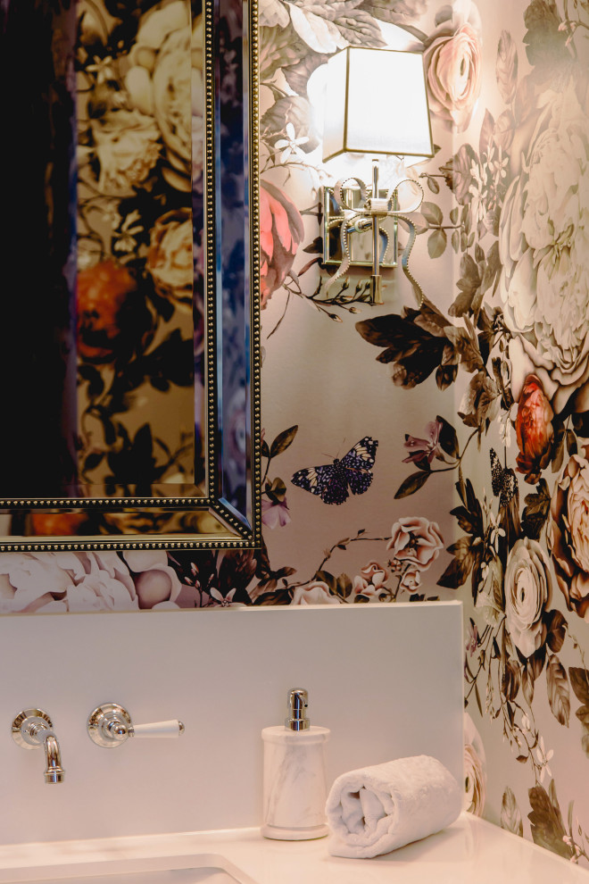 This is an example of a traditional powder room in Melbourne.