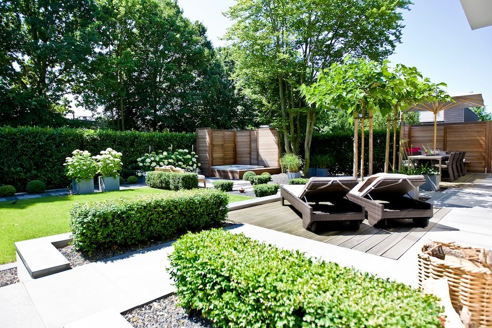 Moderne Terrasse in Düsseldorf