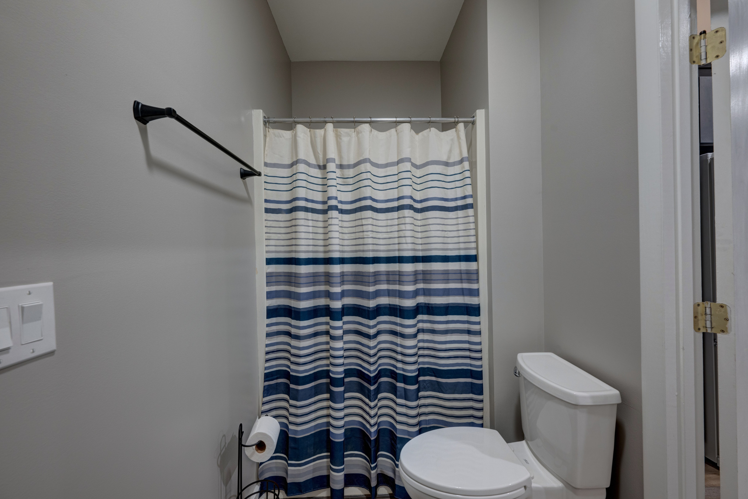 451 Caney Creek Drive - Bathroom, Kitchen, Flooring