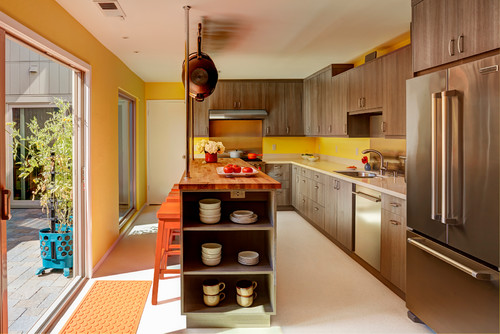 Bright & Modern Condo Kitchen