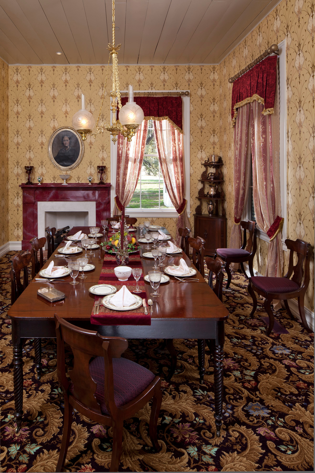 Houzz Tour: An 1850s Ancestral Home in Texas Rises Again