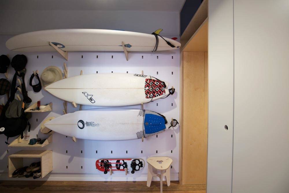 Surfboard Garage Storage | Dandk Organizer