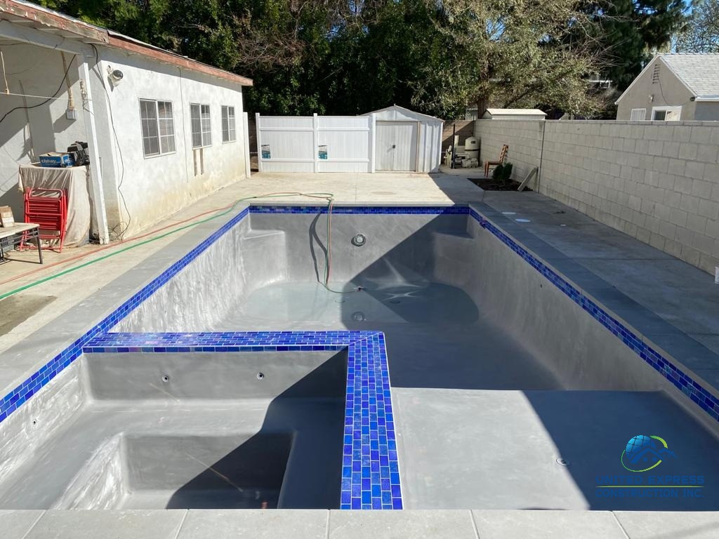 New Pool Construction & Deck