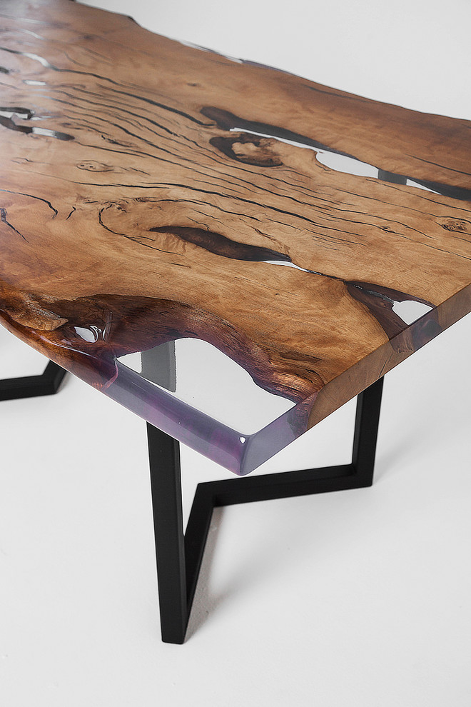 Стол из граба и акрила КЕМ