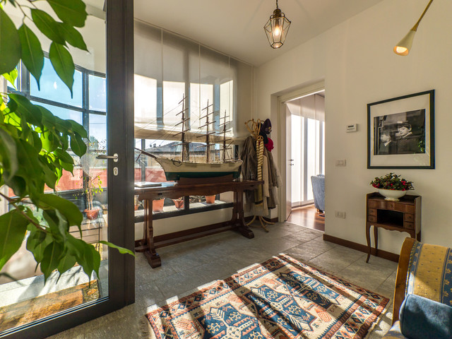 The veranda hall eclectique