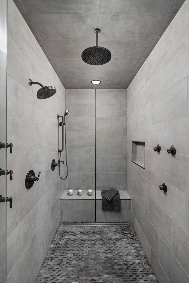Design ideas for a classic bathroom in Indianapolis.