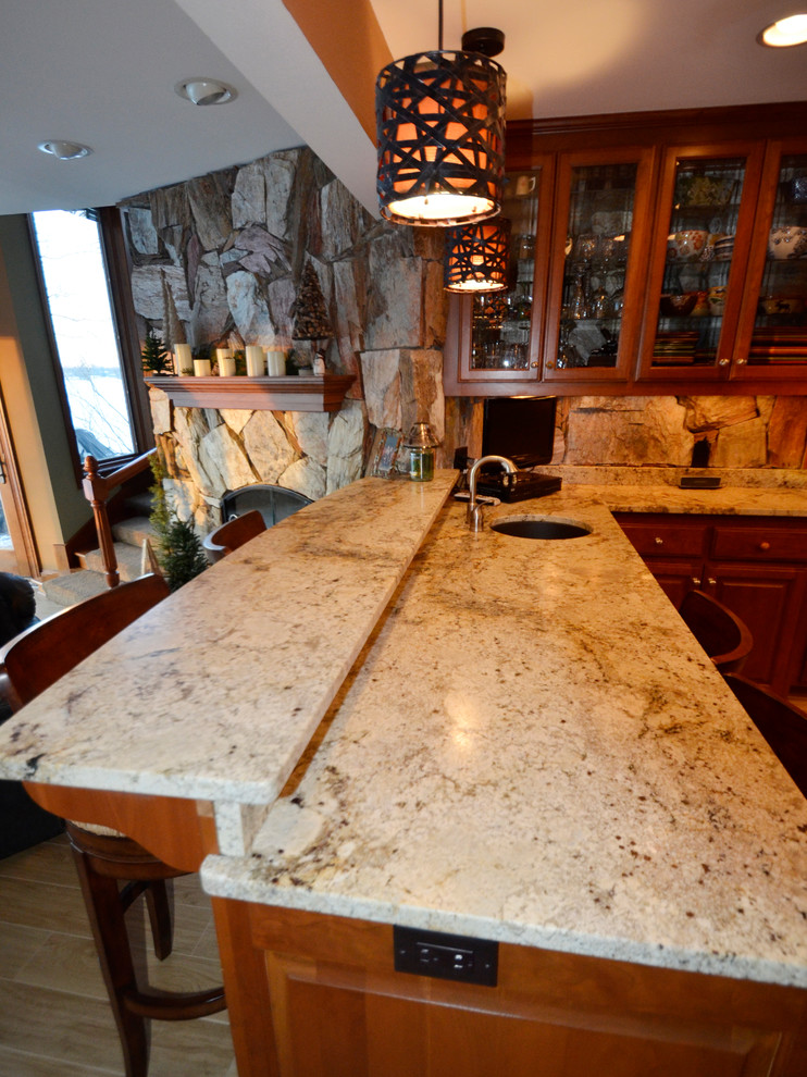 Home design - transitional home design idea in Milwaukee