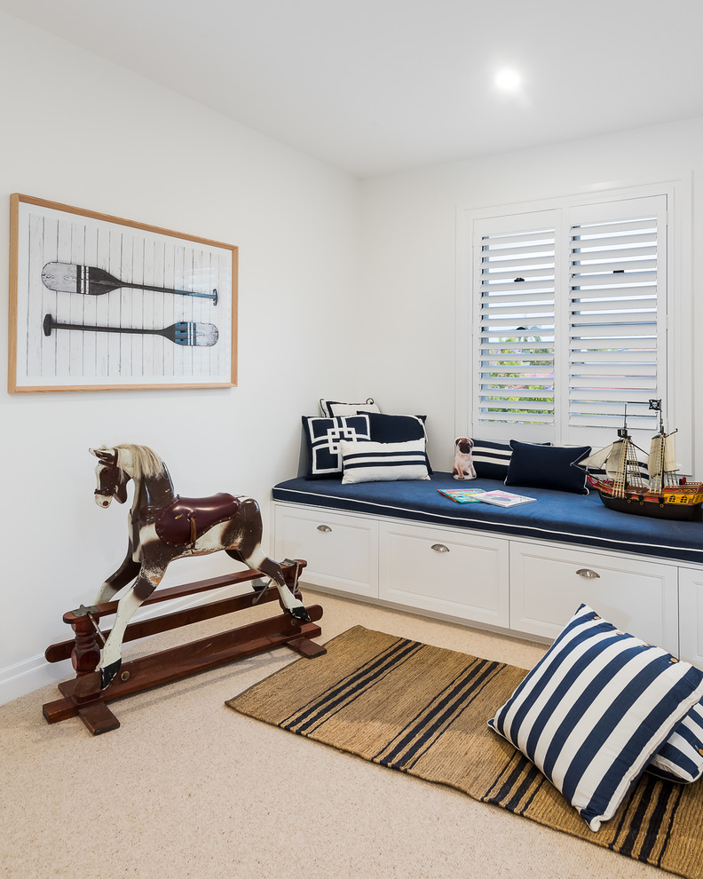 This is an example of a beach style kids' room in Gold Coast - Tweed.